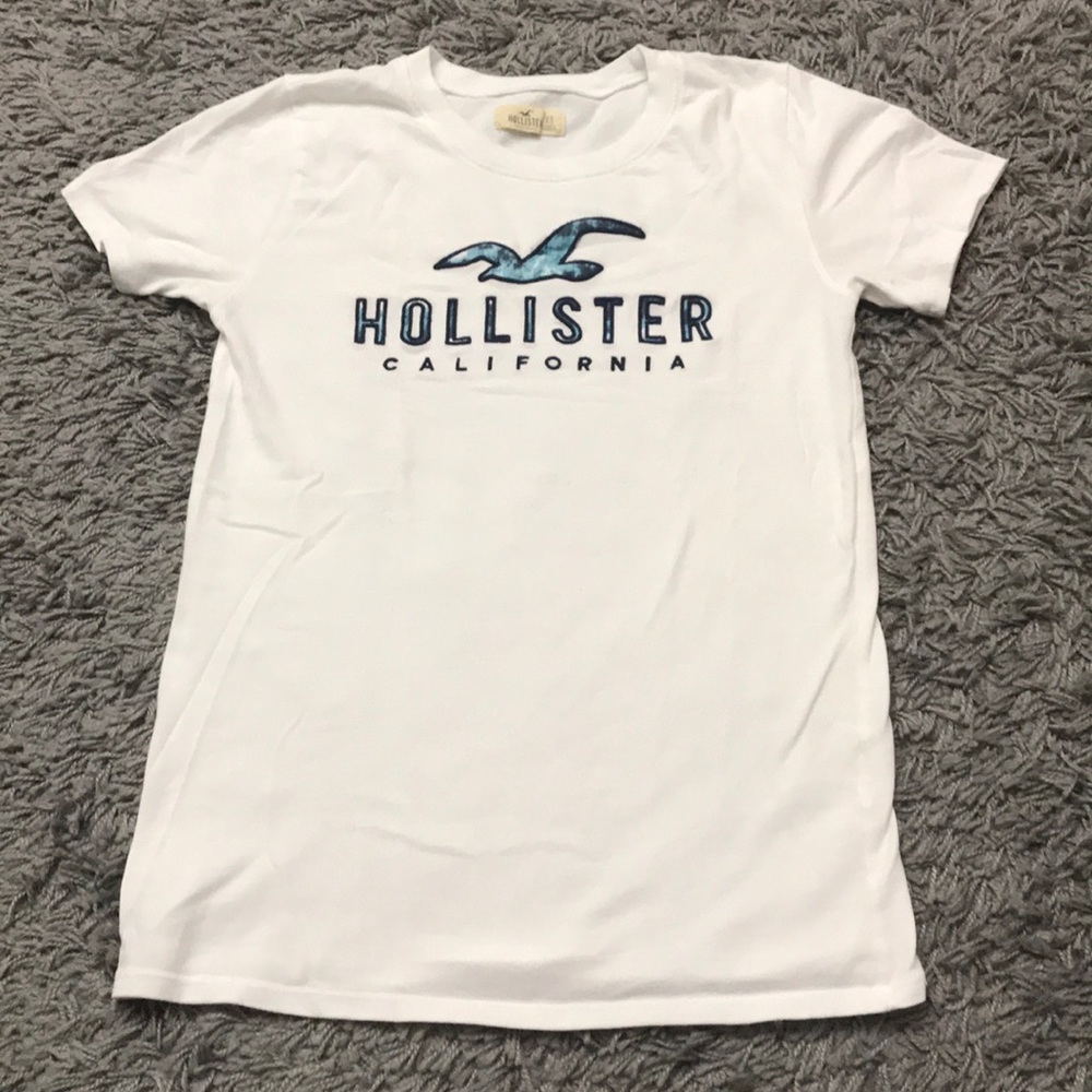 Hollister Tee